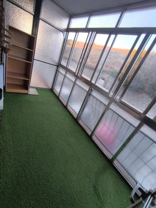Se alquilan 2 habitaciones amplio, luminoso tranqu