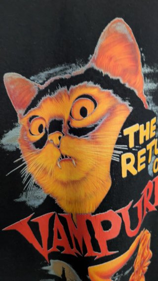 Camiseta Valento The Return of Vampurr XXL