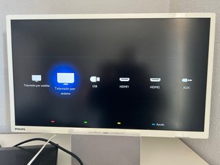 Televisión Philips Blanca 24 pulgadas