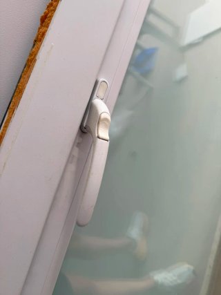 Puerta PVC Bicolor con Cristal 4/16/4