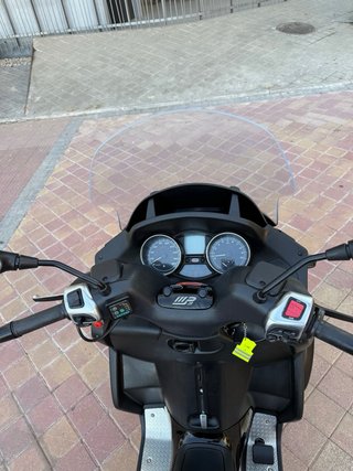 Piaggio MP3 500 LT Sport 2013 - revision hecha !