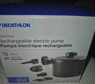 Bomba Eléctrica Recargable USB-C Quechua