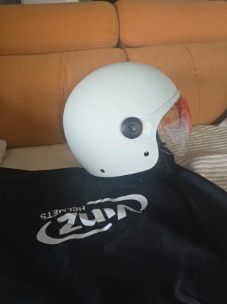 Casco Vinz .Blanco mate. Talla M