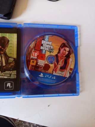 Pack para ps4 : GTA 5 y FC 25