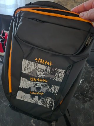 Mochila Konix Naruto Negra y Naranja