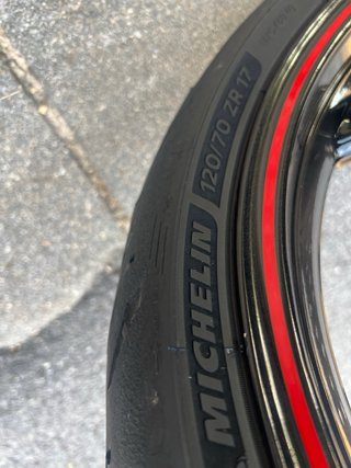 Michelin Road 6 Delantero