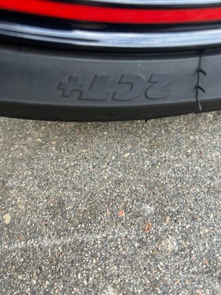 Michelin Road 6 Delantero