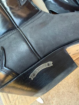 Botas de cuero negras