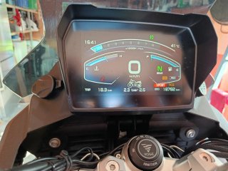 Voge 900 dsx en perfecto estado  18500