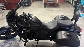 Kawasaki Vulcan 650S Negra