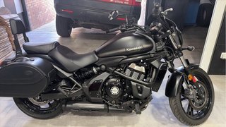 Kawasaki Vulcan 650S Negra