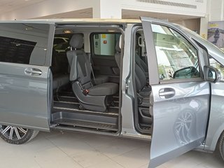 Mercedes-Benz Clase V 300 D-2023