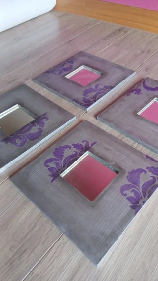 Set 4 Cuadros Espejo Decorativos Morado.
