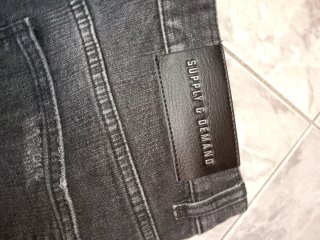Pantalones cortos vaqueros Supply & Demand negros