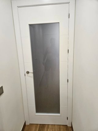 Puerta lacada blanco con cristal