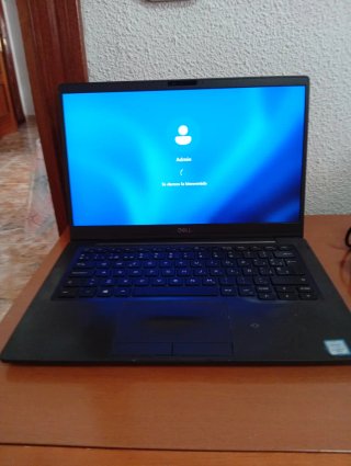 Portátil Dell Latitude 7300 Negro