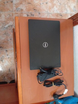 Portátil Dell Latitude 7300 Negro