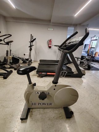 Máquina de gimnasio para entrenamiento