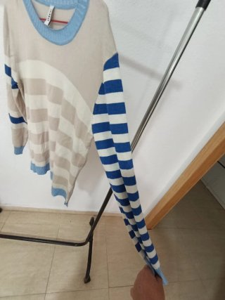 Jersey de punto rayas beige y azul