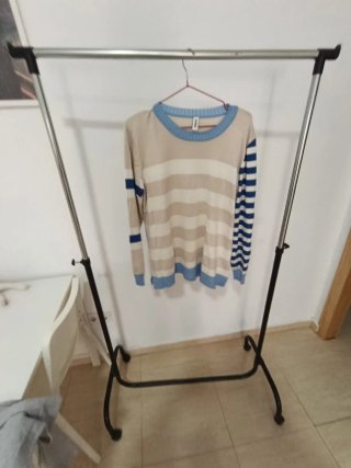 Jersey de punto rayas beige y azul