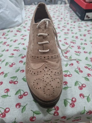 Zapato cuña con cordones