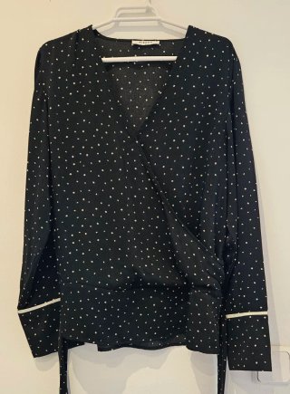 Blusa Pieces lunares negra talla L
