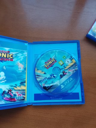 3 juegos de PS4 lote (Sonic Team Racing)