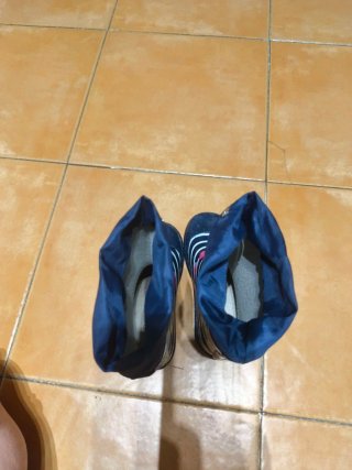 Botas de agua niña rayas y mariposas talla 26.