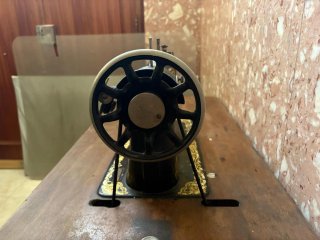 Máquina de coser Singer antigua