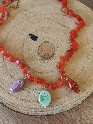 Collar Piedra Naranja con Abalorios