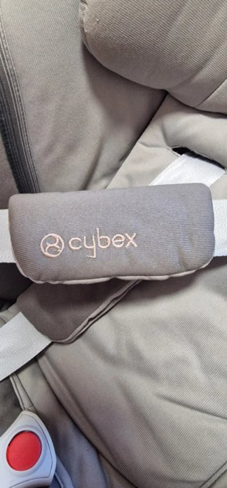 Portabebés Cybex Aton 5 con base, fundas y espejo
