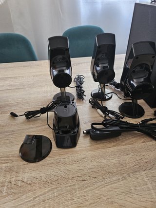 Altavoces Creative 5.1 Surround Negros