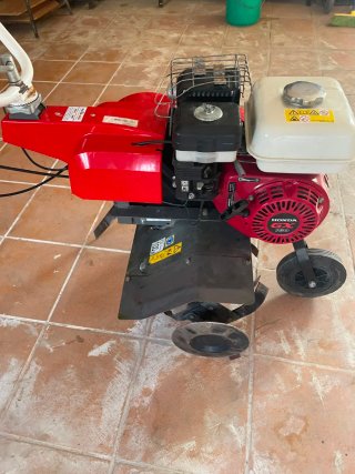 Motoazada Solo 503 HX. Motor Honda