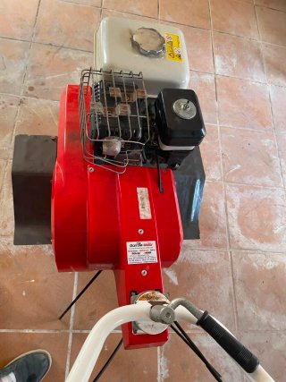 Motoazada Solo 503 HX. Motor Honda