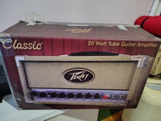 Cabezal Peavey Classic 20 MH y Pantalla 212-C