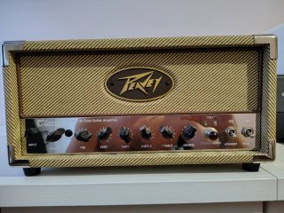 Cabezal Peavey Classic 20 MH y Pantalla 212-C