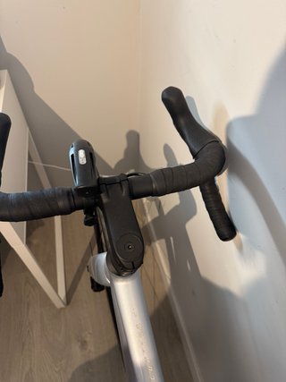 Bicicleta GIANT Contend SL 0 2026 talla S shimano