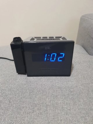 Radio Reloj Despertador OK.