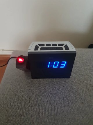 Radio Reloj Despertador OK.