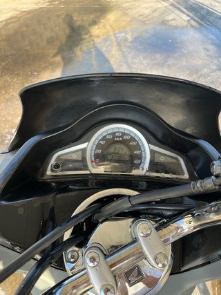 Honda PCX 125 gris