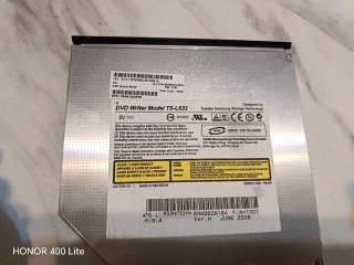 Lote repuestos portátil Toshiba: Batería y DVD