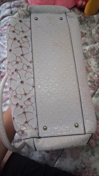 Bolso Guess Blanco y Rosa en perfecto estado