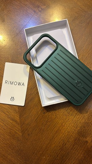 Capa protetora RIMOWA iPhone 17 Pro Max NOVA