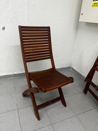 Conjunto Mesa y Sillas de Terraza en Madera