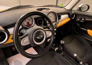 MINI Cooper 2010