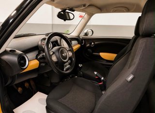 MINI Cooper 2010