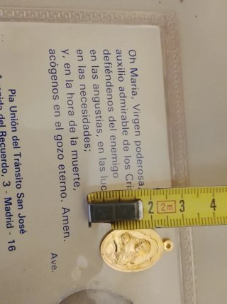 Medalla religiosa San José dorada