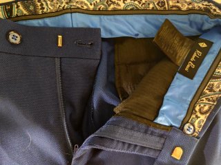 Traje de hombre azul