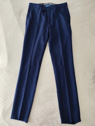 Traje de hombre azul
