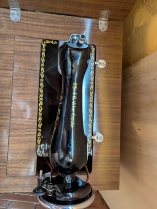Máquina de coser Alfa